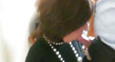 এক স্লাট এবং সেক্সি হট বিএফ দুই মালিশকারীদের সাথে গ্রুপ সেক্স