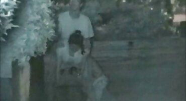 ঝরনা পরে খোলামেলা মেয়েরা স্পষ্টভাবে হট মম সেক্স ভিডিও ফুটে উঠেছে