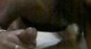 বাবা ট্যাক্সি ড্রাইভার এক লোককে বনে নিয়ে এল কারণ সে বাংলাদেশী হট সেক্স ভিডিও চুদতে চায়