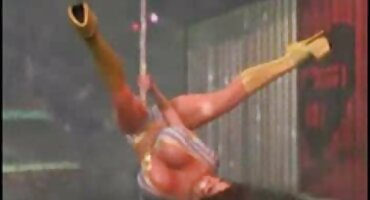 স্বর্ণকেশী ছোট চুল এবং ঝরনা পরে একটি লোক সঙ্গে হট এন্ড সেক্স ভিডিও fucks