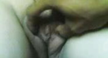 একটি পরিপক্ক শ্যামাঙ্গিনী এর বড় boobs একটি শিশ্ন সঙ্গে একটি লোক মনোযোগ আকর্ষণ. হট সেক্স ভিডিও