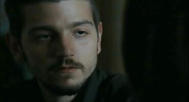 পার্কে শরৎকালে একটি সুন্দর স্বর্ণকেশী মোরগ sucks হট হট সেক্স ভিডিও এবং ওজন উপর fucks