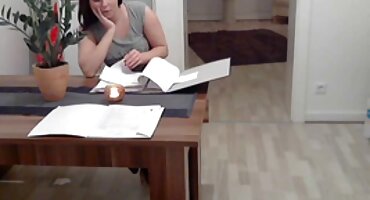 লম্বা পায়ের মুলাটো অ্যামেথিস্ট হট গার্ল সেক্স ভিডিও ব্যাঙ্কস পুরুষের সাথে সমস্ত গর্তে চোদাচুদি করে।