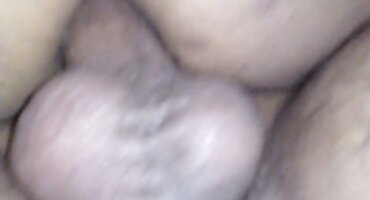 শ্যামাঙ্গিনী মলদ্বারে বল ভিডিও হট সেক্স রাখে, এবং তারপর পাছার মুষ্টিবদ্ধ করে