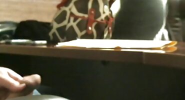 বড় গাধা স্বর্ণকেশী হট বাংলা সেক্স ভিডিও তার ভগ এবং মুখ কালো cocks ভালবাসে