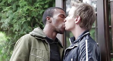 একটি হোটেলে সানি লিওনের হট সেক্স ভিডিও হট শ্যামাঙ্গিনী চোদন