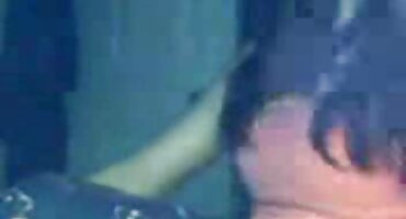 দুটি চমত্কার হট সেক্স ভিডিও ছানা একটি লোকের সাথে গ্রুপ সেক্স করবে