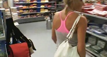 একটি স্বর্ণকেশী সেক্স ভিডিও হট সঙ্গে কালোদের ডবল পায়ূ সেক্স