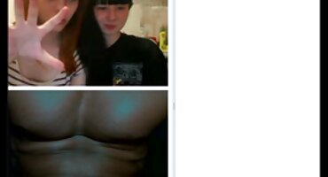 উপপত্নী একজন পুরুষ বাংলা হট সেক্স ভিডিও পুরুষের উপর স্তন রেখেছিলেন এবং একটি মহিলার পোশাক পরেছিলেন