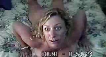 প্রভাবশালী দুশ্চরিত্রা একজন মানুষকে বেঁধে তাকে জোর করে ভগ চাটতে দেশী হট সেক্স ভিডিও বাধ্য করে।