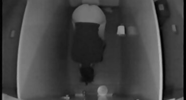 মুখ চোদন এবং পাছা ঠাপানো হট সেক্স ভিডিও যখন ছানা বাঁড়া একটি সমুদ্র গিলে