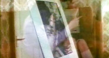 একটি চতুর স্বর্ণকেশী বাংলা হট ভিডিও সেক্স সঙ্গে SMS ছাড়াই শান্ত কাস্টিং