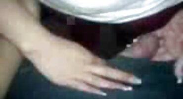 একটি কালো মহিলার মলদ্বার একটি বড় সাদা শিশ্ন দ্বারা সেক্স ভিডিও হট savoryly fucked হবে