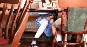 boobs এবং উল্কি সঙ্গে পরিপক্ক বক্ষবন্ধনী তামিল হট সেক্স ভিডিও পাছা একটি বন্ধু দেয়