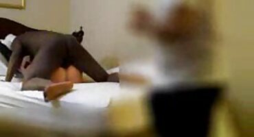 কাটজা কাসিন এবং তার বান্ধবী একটি লোডারের সাথে সেক্স বাংলা হট সেক্স ভিডিও করেছিলেন।