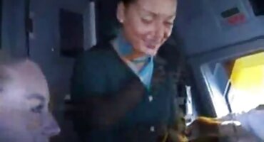 উপপত্নী একটি নগ্ন ক্রীতদাসকে ডিম ঘুরিয়ে হিন্দি হট সেক্স ভিডিও দেয়